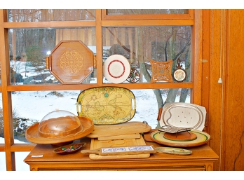 Large Group Of Wood Seriving Items And Trays