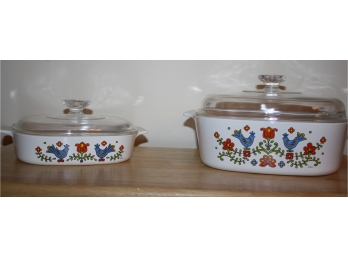 Two Corning Ware Glass Lidded Casserole Dishes