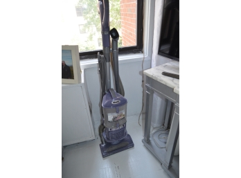 Upright Bag Free Vacuum Cleaner