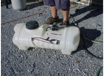 Fimco Garden Sprayer, 12V, 15 Gallon With Extending Spray Hose  (250)