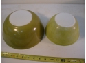 7'and 9' Pyrex Mixing Bowls, Two 1.5 Quart Divided Covered Pyrex Casseroles  (256)
