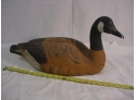 9 Decoys: 1 Goose, 8 Ducks Plastic  (1425)