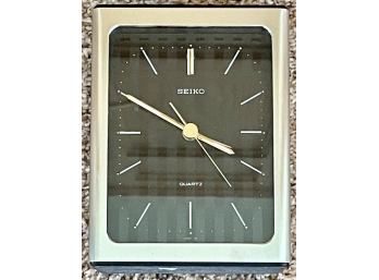 Seiko Quartz Table Clock