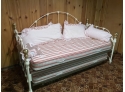 Vintage Daybed With Trundle