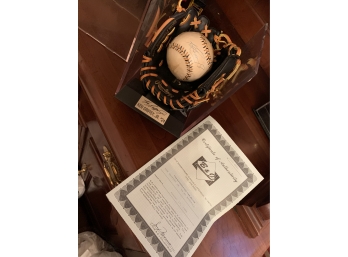 Ken Griffey Jr..Authentic Autographed Sealed Baseball W/ COA