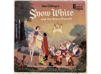 Vintage 1968 Disney Snow White Record
