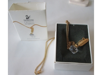 Vintage SWAROVSKI Brand NECKLACE, Crystal Golden Apple & 20' Chain