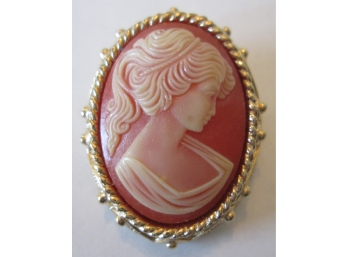Vintage SARAH COVENTRY BROOCH PIN PENDANT , Gold Tone Finish, CAMEO