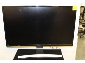 SAMSUNG 27' Curved Monitor - Great Used Condition - Item #028