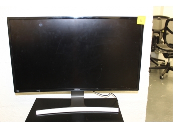 SAMSUNG 27' Curved Monitor - Great Used Condition - Item #031