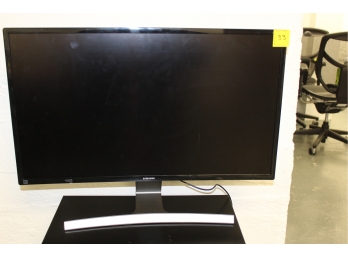 SAMSUNG 27' Curved Monitor - Great Used Condition - Item #033
