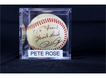 Pete Rose Autographed Baseball For The Cincinnati Reds- Item #013