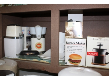Mixed Kitchen Cabinet Lot - Cannaisseur Coffee Maker, Wooden Tea Chest, Pitchers, Jars & MORE! Item #219 KIT