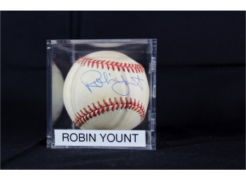 Robin Yount Autographed Baseball - Item #018