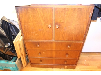 Vintage Dresser - Item #075