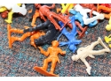 Mixed Lot Of Modern & Vintage Toy Soldiers, Cowboys, Indians & Vehicles!! BSMT Item #114