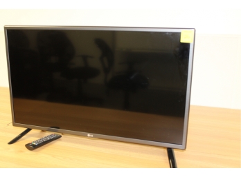 LG 32' TV - Great Used Condition - Item #026