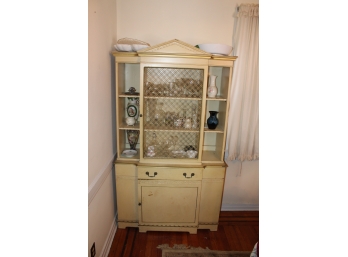Vintage Cabinet!! Item #17