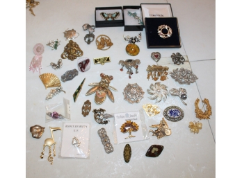 Mixed Lot Of Vintage Pins - Assorted Sizes! Item #250 LR