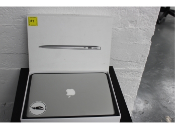 MACBOOK Air Laptop 13' -  Good WORKING Condition - FACTORY RESET BY APPLE - Item #007