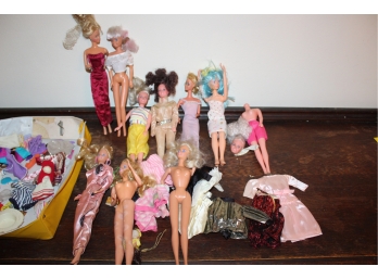 Lot Of Vintage Barbie Dolls, Barbie Doll Clothes & Accesories - Good Condition!! Item #98