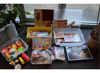 Mixed Lot Of Vintage Toys - Marble Chess Game, Board Games, Jewerly, Play Dough & Quija Board!! BSMT Item #117