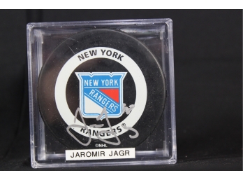 Jaromir Jagr Autographed Hockey Puck - Item #060
