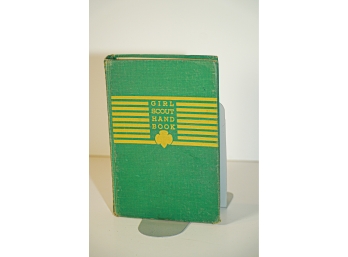 Girl Scout Handbook 1945 , 8th Printing
