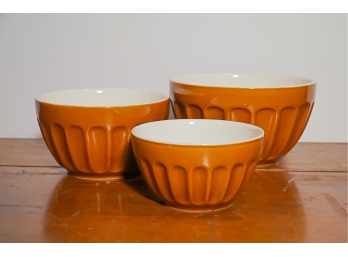 Set Of Three Vintage  'Pyrex-like' Bowls