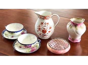 GROUPING OF PORCELAIN AND GLASS