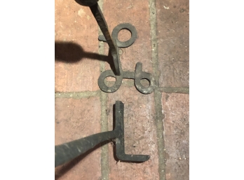 (2) WROUGHT IRON 'BRANDS' LETTER 'L'