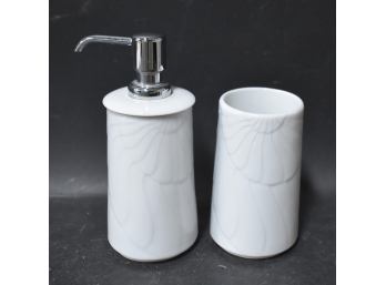 115. Lladro Soap Dispenser And Cup