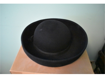 368. Woman's Glenover Hat