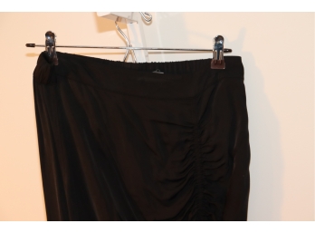 NEW WITH TAGS Carven Black Skirt Size 38