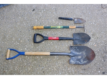 Outdoor Garden Tool Lot Shovels Rake