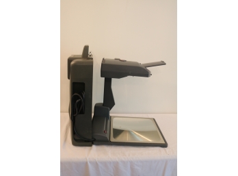 3M 2770 Overhead Projector With Case