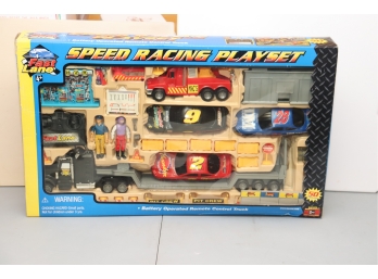 Fast Lane Speed Racing Playset NEW IN BOX