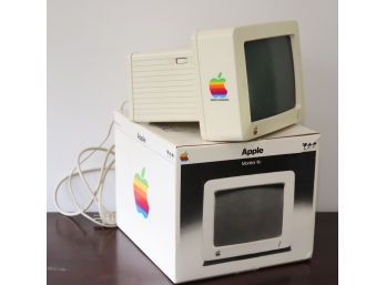 Vintage Apple IIc Monitor With Box G090H