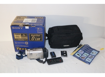Sony Handycam DCR-TRV8 Mini DV Camcorder