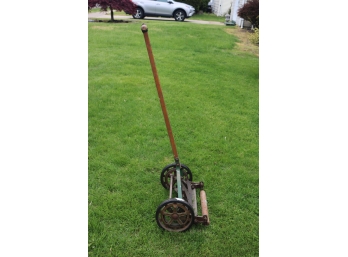 Antique/ Vintage Push Reel Lawn Mower