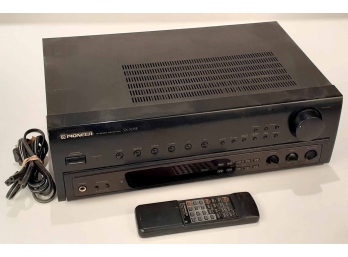 Pioneer SX-303R Stereo Receiver With Remote. Works And Sound Great