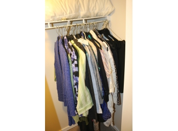 Woman's Assorted Clothing Lot Shirts Jackets Dresses, And More! (FCL2)