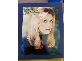 Signed 8 X 10 Glossy Photo Of Elizabeth Montgomery - Bewitched, And The Legend Of Lizzie Borden