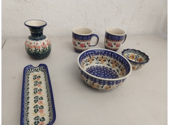 Vintage Handmade In Poland 157, Manufaktura, Polish Pottery AURORA PICK UP