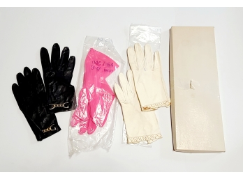 Vintage Ladies Gloves HOT PINK Small