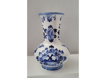 Charming Vintage Hand Painted Delft Blue Porcelain Windmill Vase Excellent Condition