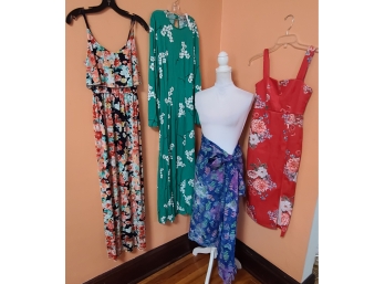 Small/XS Floral Summery Dresses And Sarong