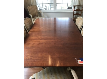 Inlaid Banded Table With 3 Leaves