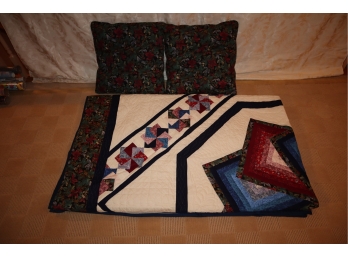 Quilt Set With Matching Pillows - King Size