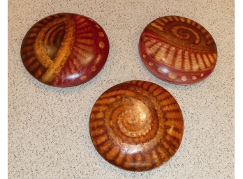 Set Of 3 Handpainted Ceramic Round Decorative Pieces - Wall / Table